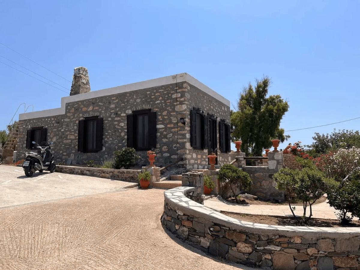 Πέτρινο Εξοχικό Σπίτι Στη Σύρο Agros  Exterior foto