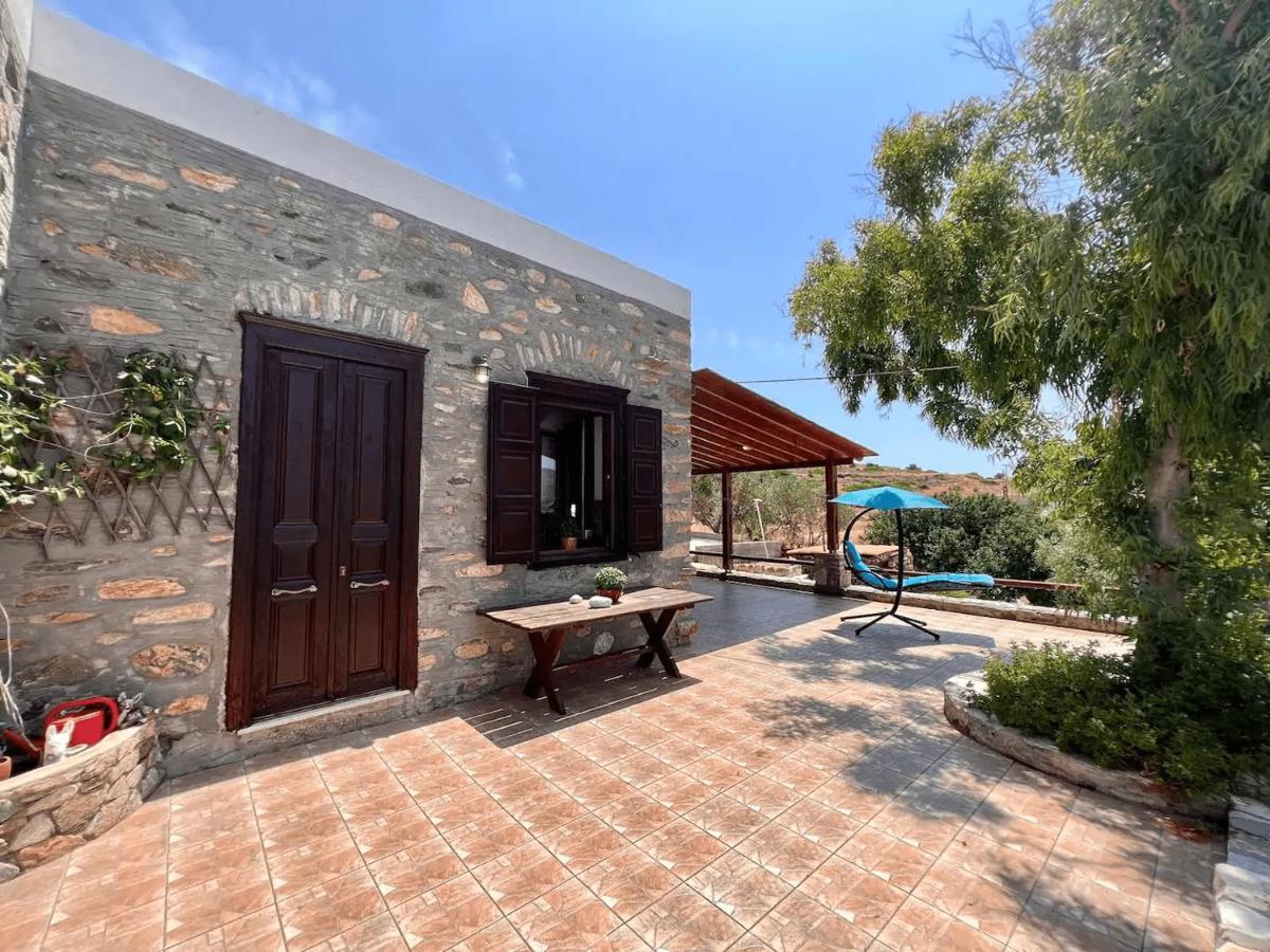 Πέτρινο Εξοχικό Σπίτι Στη Σύρο Agros  Exterior foto
